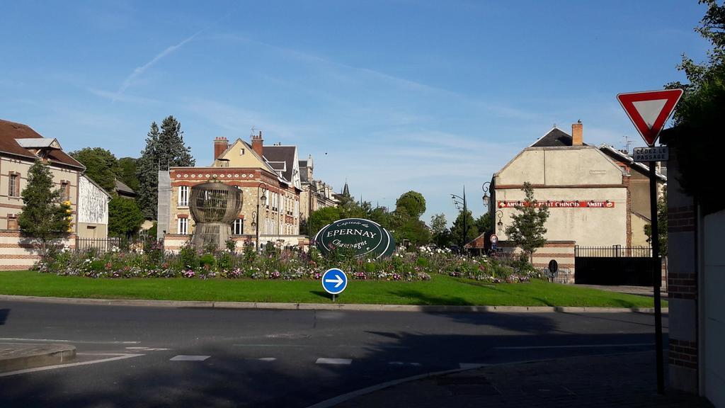 La Demeure D'Elodie Epernay Bagian luar foto